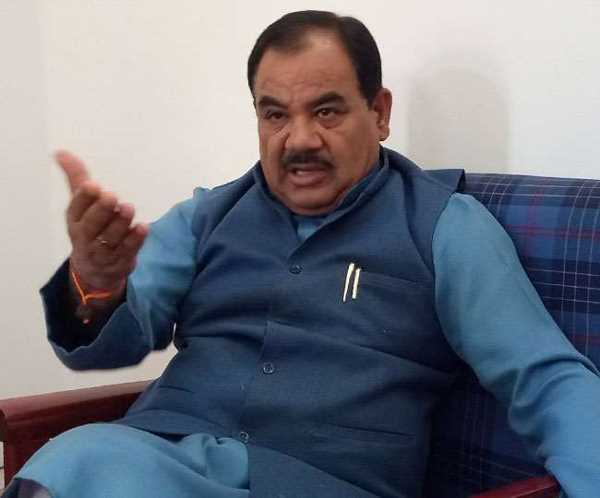 हरक सिंह की फिर से एंट्री को लेकर उत्तराखंड कांग्रेस में फूट पड़ी